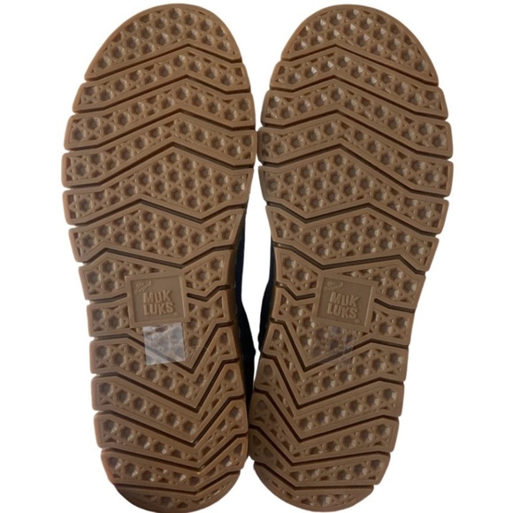 NIB Muk Luks Genuine Suede/Genuine Shearling Memory Foam Ankle Boots Navy Blue 6 - Picture 8 of 9